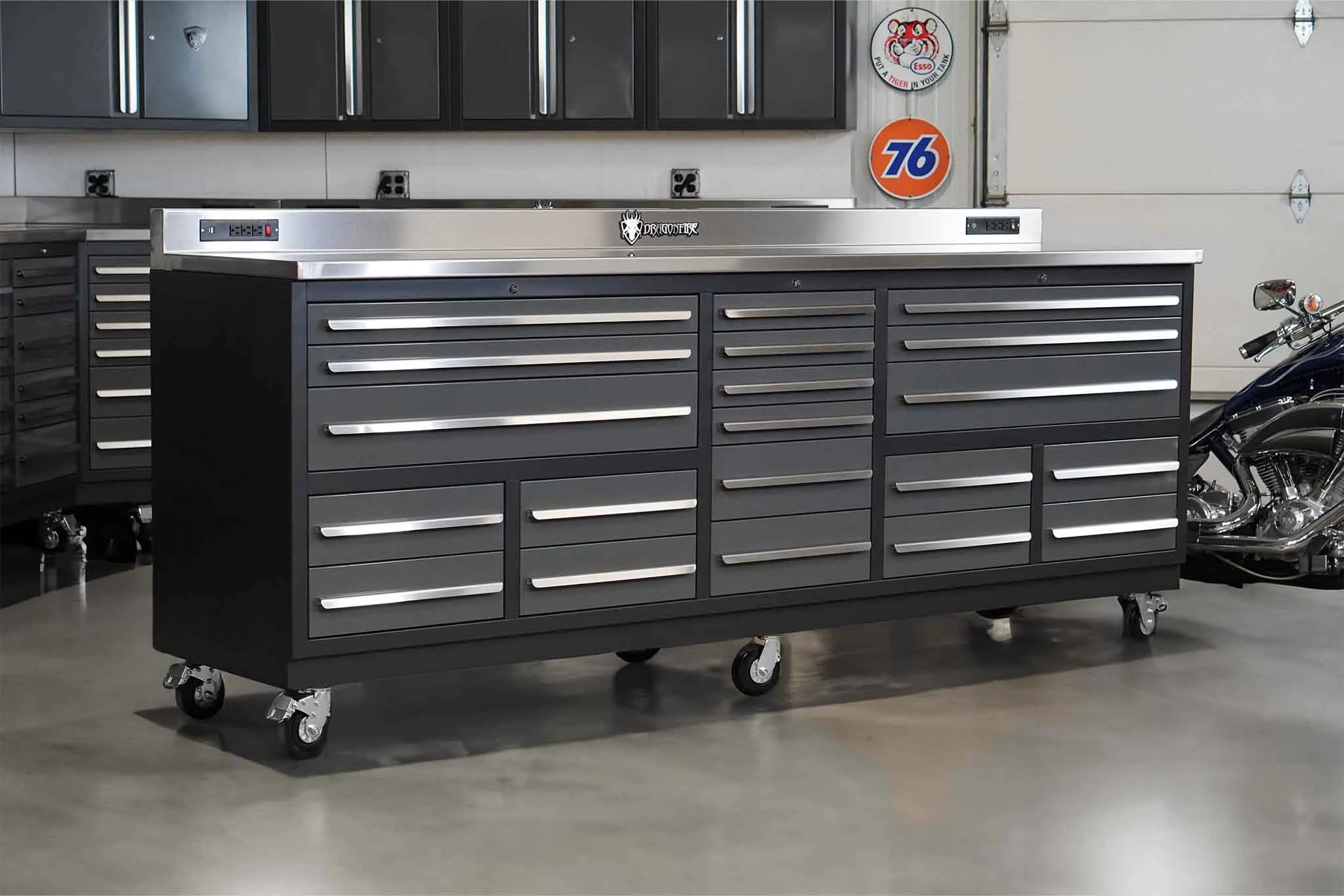 Dragonfire 20 Drawer Pro Series 9FT Workbench with Swappable Drawers